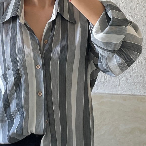 Monochrome Stripe Shirt - Picture 14 of 15